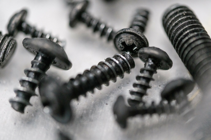 Are Plastic Screws Strong?